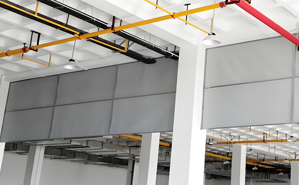 商场防烟分区常闭节点：子长挡烟垂壁高度与控制器接线图解