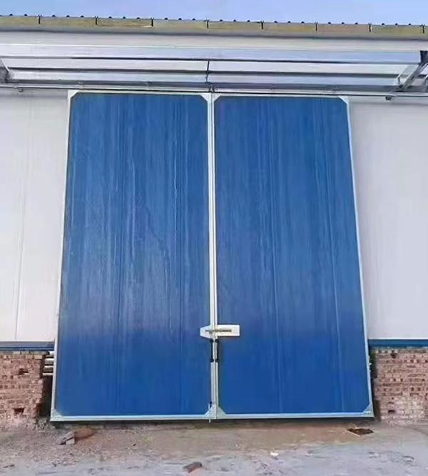 子长工业门在大型仓储物流通道中的应用实例